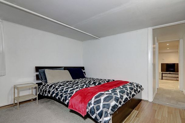 For Lease - 794 Jane Street, Toronto, Ontario - Photo 1