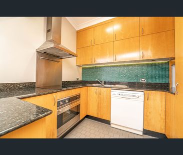 27B Booth Lane, Annandale, NSW 2038 - Photo 3