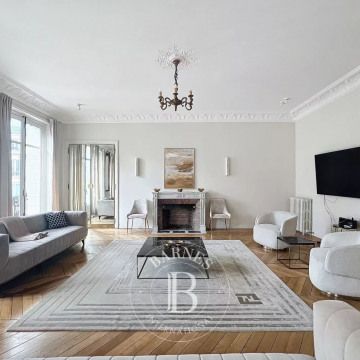 Appartement • Legendre-Lévis - Photo 1