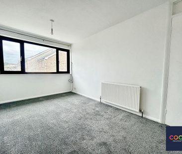 3 bedroom end of terrace house to rent - Photo 6