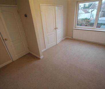 5 bedroom semi-detached house to rent - Photo 2