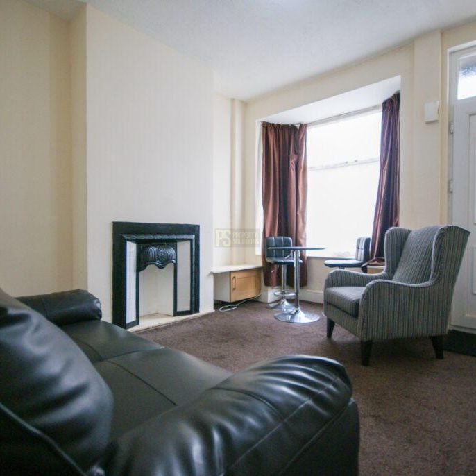 3 bedroom terraced house to rent - Photo 1
