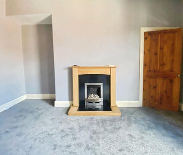 3 bedroom apartment to rent - Photo 2
