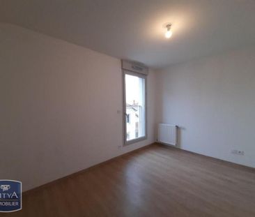 Location Appartement 3 pièces 56m² VILLEURBANNE 69100 - Photo 2