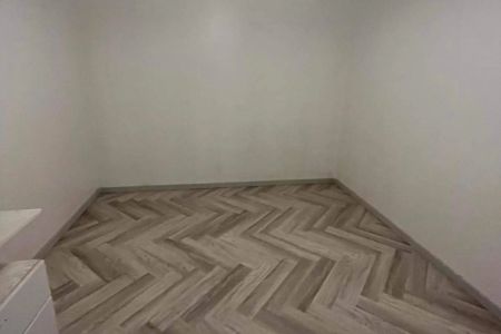 Perfectly positioned Studio apartment in a fabulous yet quiet location only 50 metres from Bondi Beach, Shops, Cafes and transport. - Photo 3