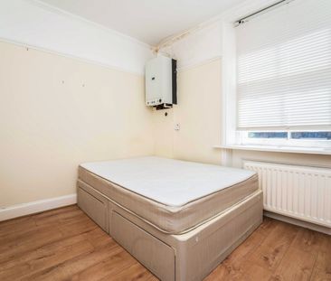 Studio to rent - Photo 6