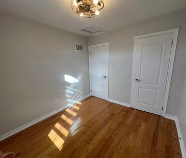 For Lease - 2435 Greenwich Drive Unit# 54, Oakville, Ontario - Photo 5