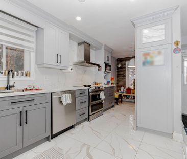 For Lease - 32 Elderwood Place, Brampton, Ontario - Photo 6