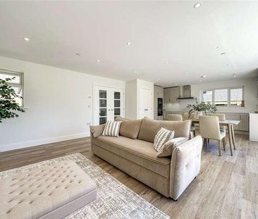 Ridgeway, West Parley, Ferndown, Dorset, BH22 - Photo 2