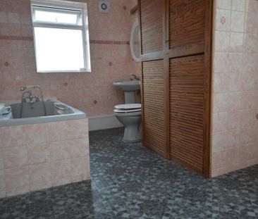 2 bedroom property to rent - Photo 5