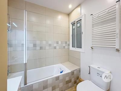 Apartment - Barcelona (Eixample) - Photo 4