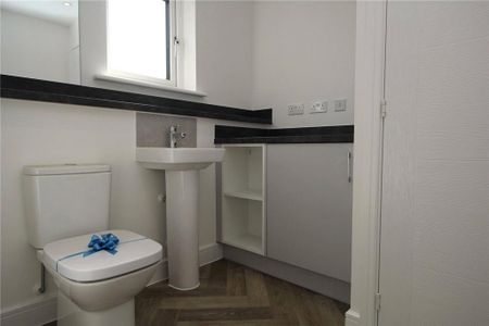 2 bedroom terraced house to rent - Photo 5