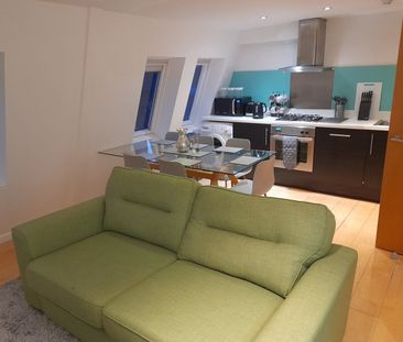 2 Bed Flat, Trafalgar Court, BN1 - Photo 3