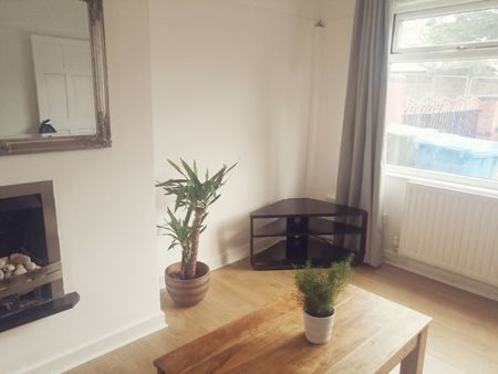 2 Bed End Terrace, Northumberland Street, L8 - Photo 4