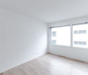 Extraordinarily cozy living! - Photo 1