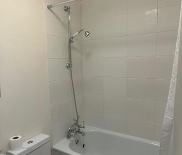 Studio to rent - Photo 6