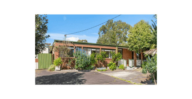 Beautiful Home in Croydon South! - Photo 1