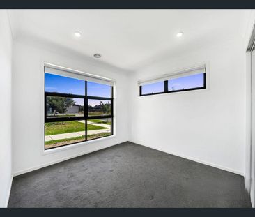 Modern & Comfortable Living With free access to Club Jubilee! - Photo 1