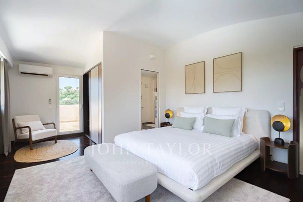 Maison à louer Mougins, Cote d'Azur, France8 500 EUR / Mois - Photo 1