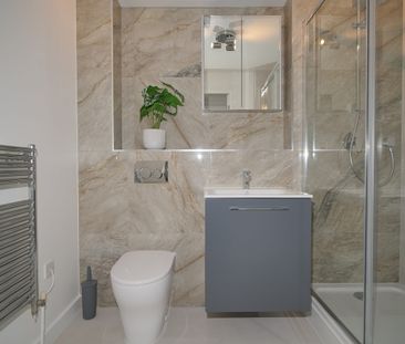 Denmark Place – Room 2 - Photo 5