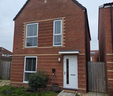 3 Bed Detached House, Harbord Close, BS4 - Photo 1