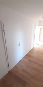 Komplett renovierte Wohnung mit Balkon - Photo 4