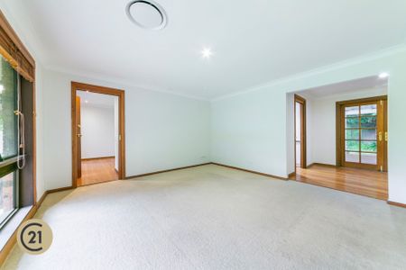 Perfect Family Home in Cherrybrook Technology Catchment&excl; - Photo 5