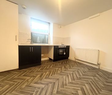 Chelsea Street, Keighley - Photo 4