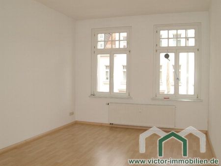 ** Renovierte 2-Zimmer-Whg. mit Balkon und Tageslichtbad ** - Photo 2
