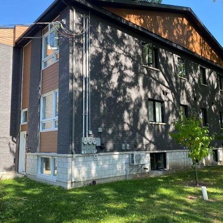 Condo moderne à louer - Animaux acceptés - Photo 3