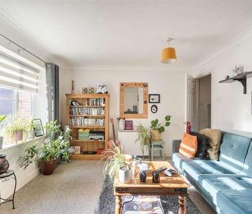 Three Cuppes Lane, Salisbury, SP1 - Photo 1