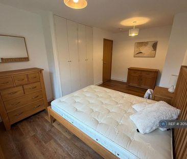 1 bedroom flat to rent - Photo 6