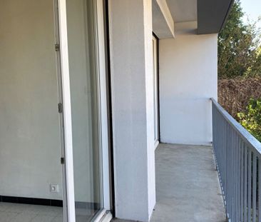 Location Appartement 3 pièces 52m² - Photo 3