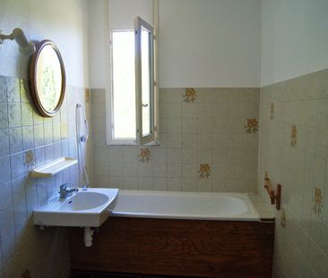 Location Maison 4 pièces 94m² CABRIES 13480 - Photo 5