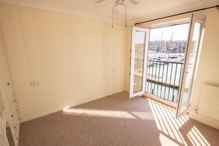 2 bedroom end of terrace house to rent - Photo 2