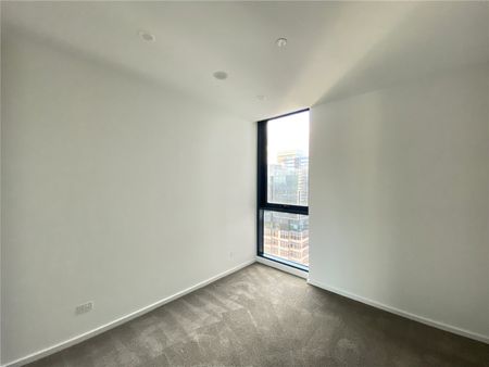 2905/560 Lonsdale Street - Photo 4