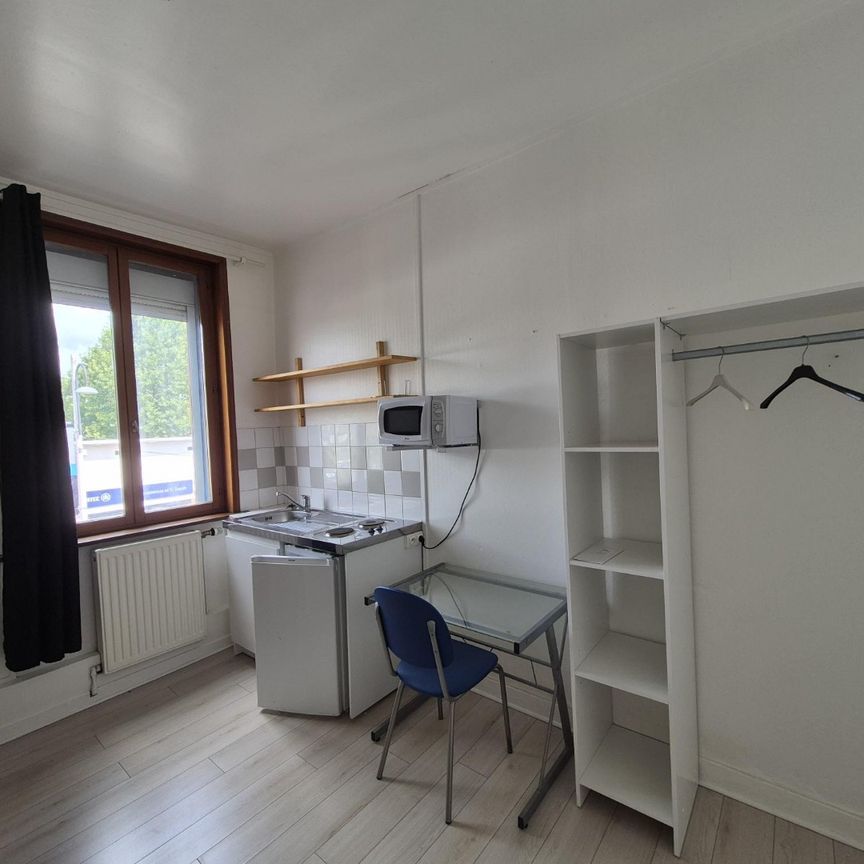 Location Appartement 1 pièce 11m² PECQUENCOURT 59146 - Photo 2