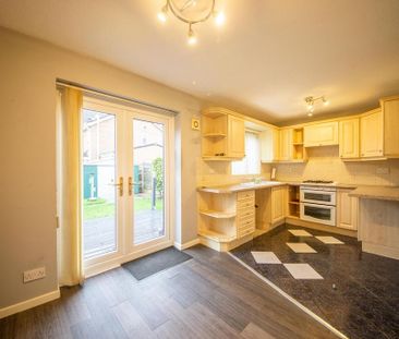 3 bedroom detached house to rent - Photo 5