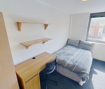 6 bedroom flat to rent - Photo 6