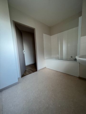 Location Appartement 2 pièces 51m² - Photo 5