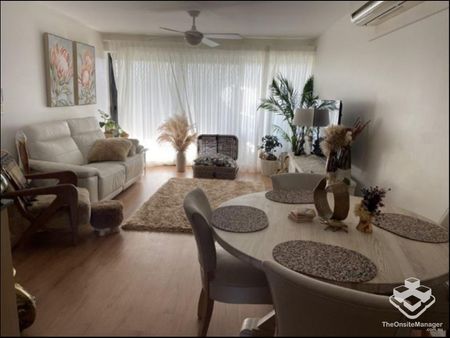 2 BEDROOM 2 BATHROOM TOP FLOOR APARTMENT ON KAWANA ISLAND - Photo 4