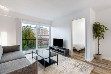 East 12th Avenue - Photo 2