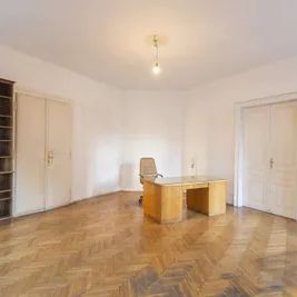 Müllnergasse - repräsentativer 8 Zimmer Altbau mit zwei Eingängen und Garage - Photo 2
