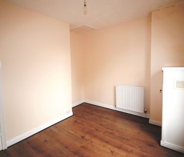 2 bedroom mid-terrace to rent Juddfield Street, Haydock, St. Helens... - Photo 5