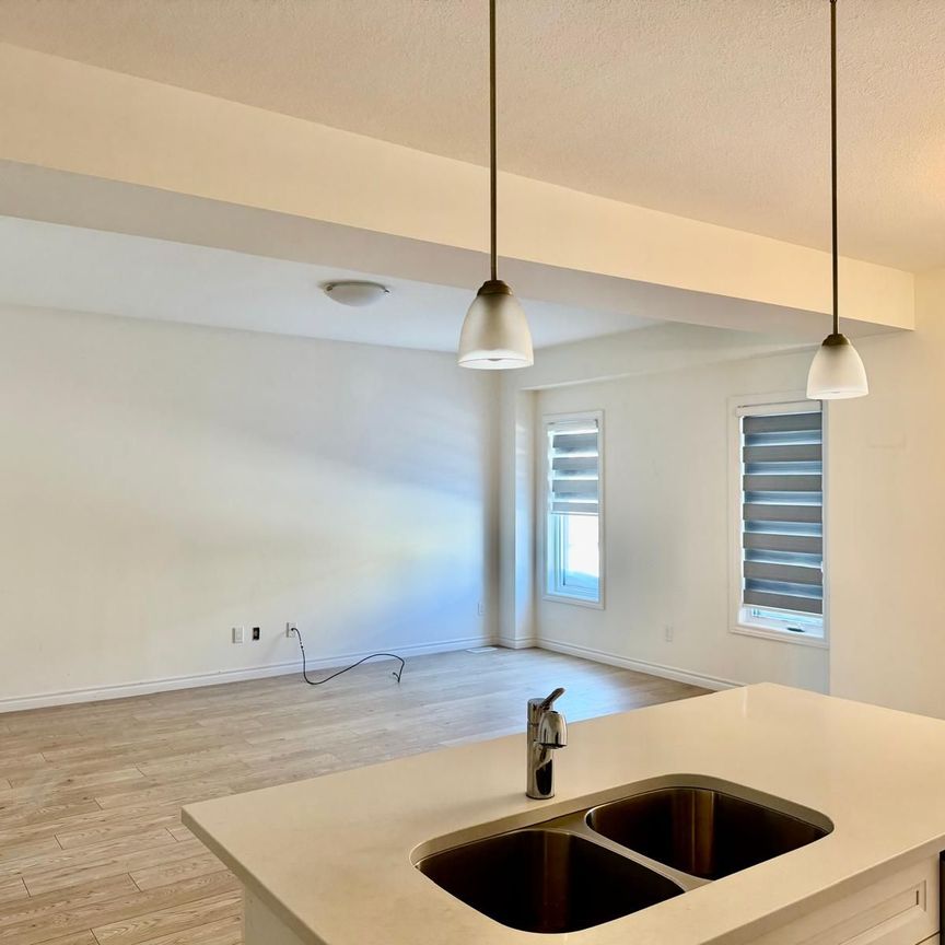 For Lease - 3123 Turner Crescent, London South, Ontario - Photo 1