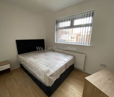 Price £1,800 pcm - Available 18/07/2025 - Furnished - Photo 1