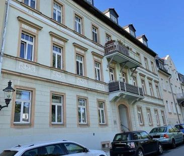 Stilvolle Wohnung mit viel Charme in Freiberg! - Photo 3