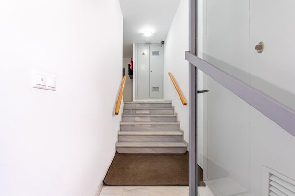 Duplex en alquiler en Carvajal, Fuengirola - Photo 1