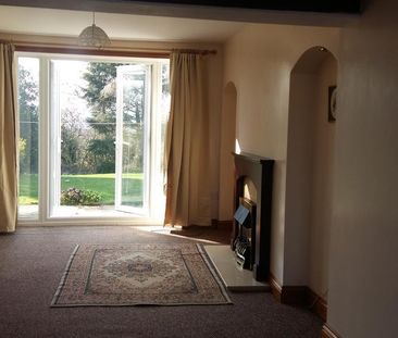 2 bedroom detached house to rent - Photo 1