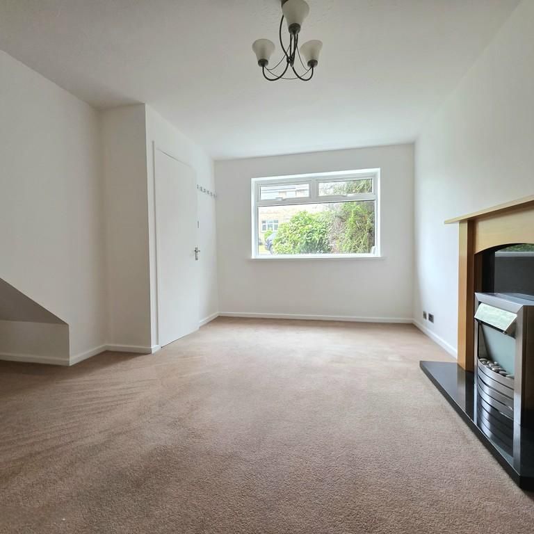 3 bedroom end of terrace house to rent - Photo 1